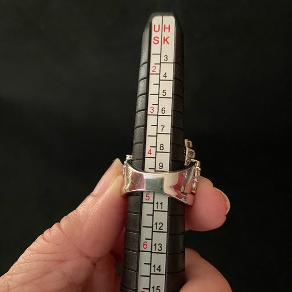 Tiara or Crown Ring - Picture 2 of 6